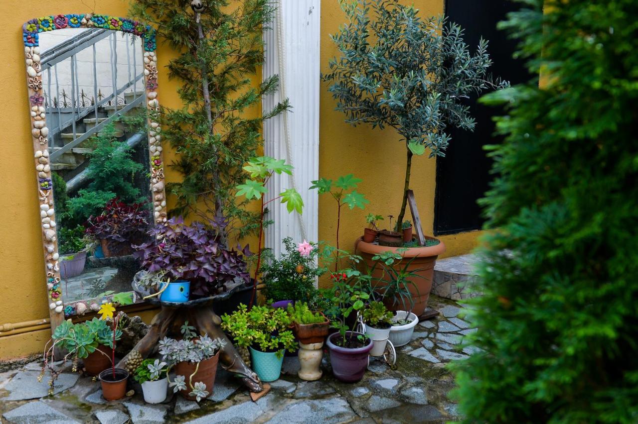 Ok. Bed & Breakfast Kutaisi Exterior photo